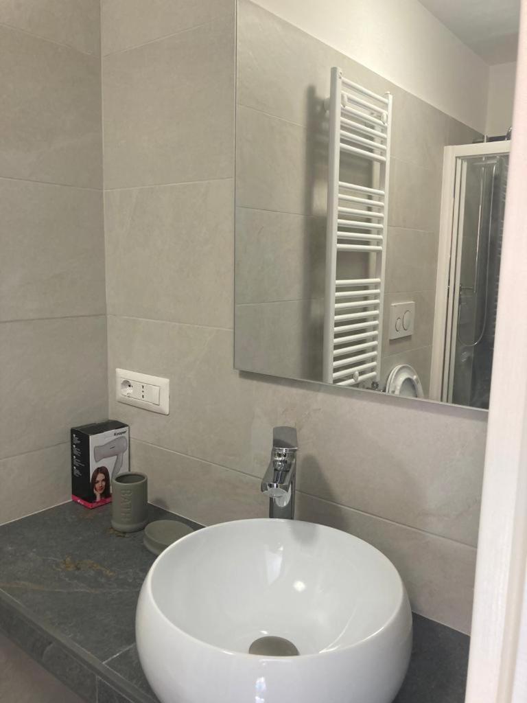Colosseo Cozy Rooms B&B Roma Exterior foto
